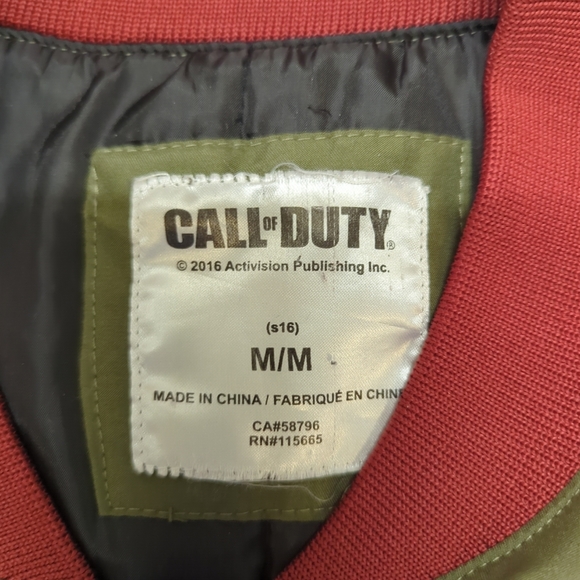 Call of Duty Know Your Enemy Jacket (2016) - Picture 3 of 9